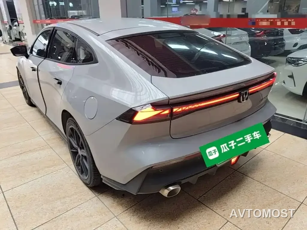 Changan UNI-V iDD 2023 Smart Electric iDD 1.5T 113km Smart Fun Type (Rapid Edition) — фото 5