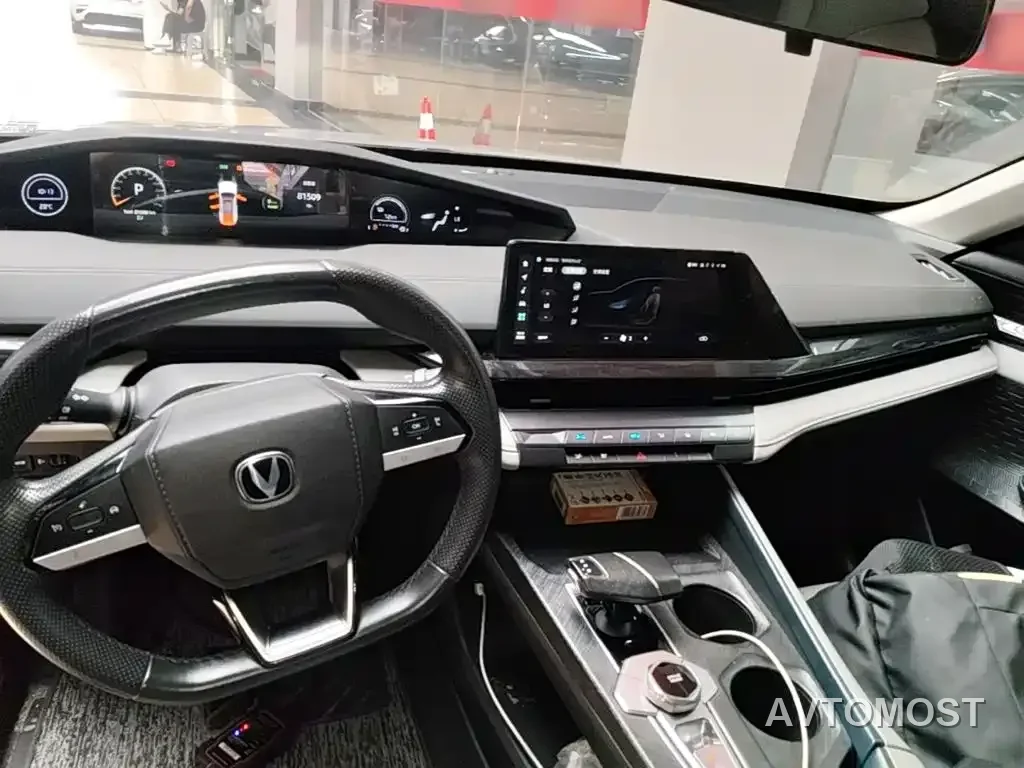 Changan UNI-V iDD 2023 Smart Electric iDD 1.5T 113km Smart Fun Type (Rapid Edition) — фото 10