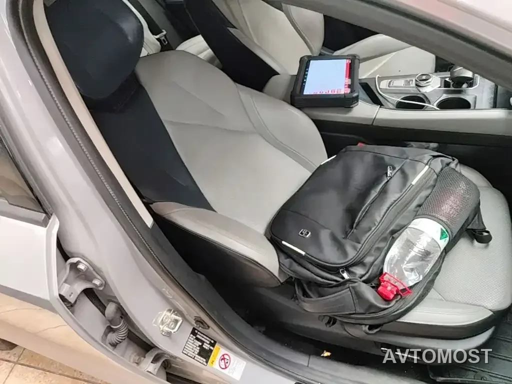Changan UNI-V iDD 2023 Smart Electric iDD 1.5T 113km Smart Fun Type (Rapid Edition) — фото 24