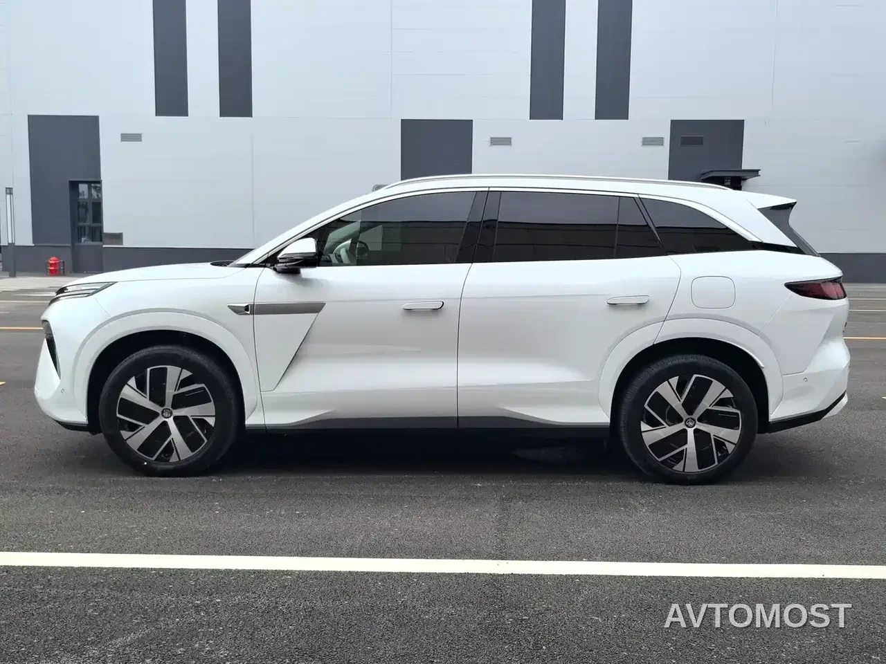 BYD Tang L 2025 EV 670KM LiDAR Premium — фото 6
