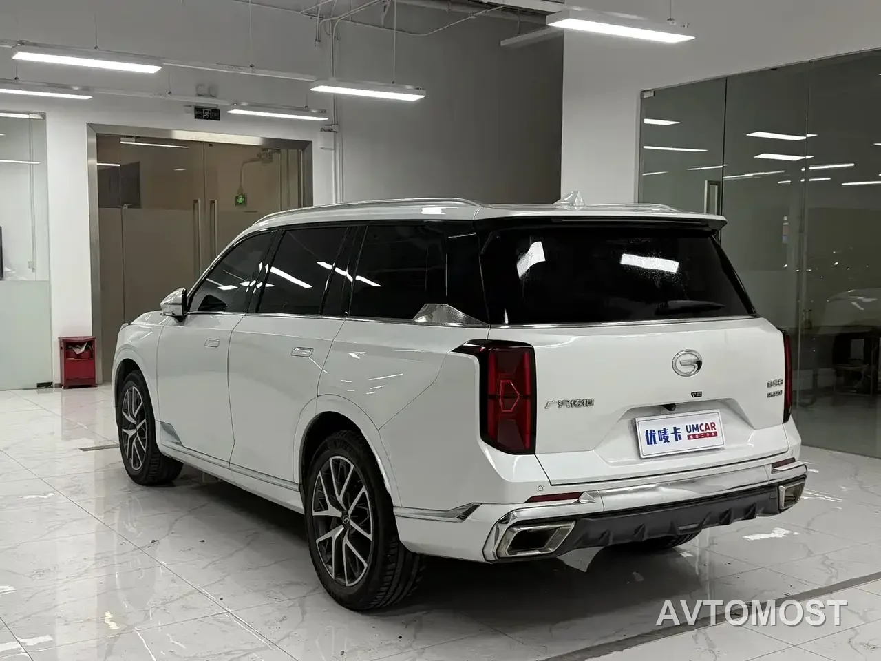 GAC Trumpchi GS8 2022 Dual Engine Series 2.0TM 2WD Premium Edition (7-Seater) — фото 3