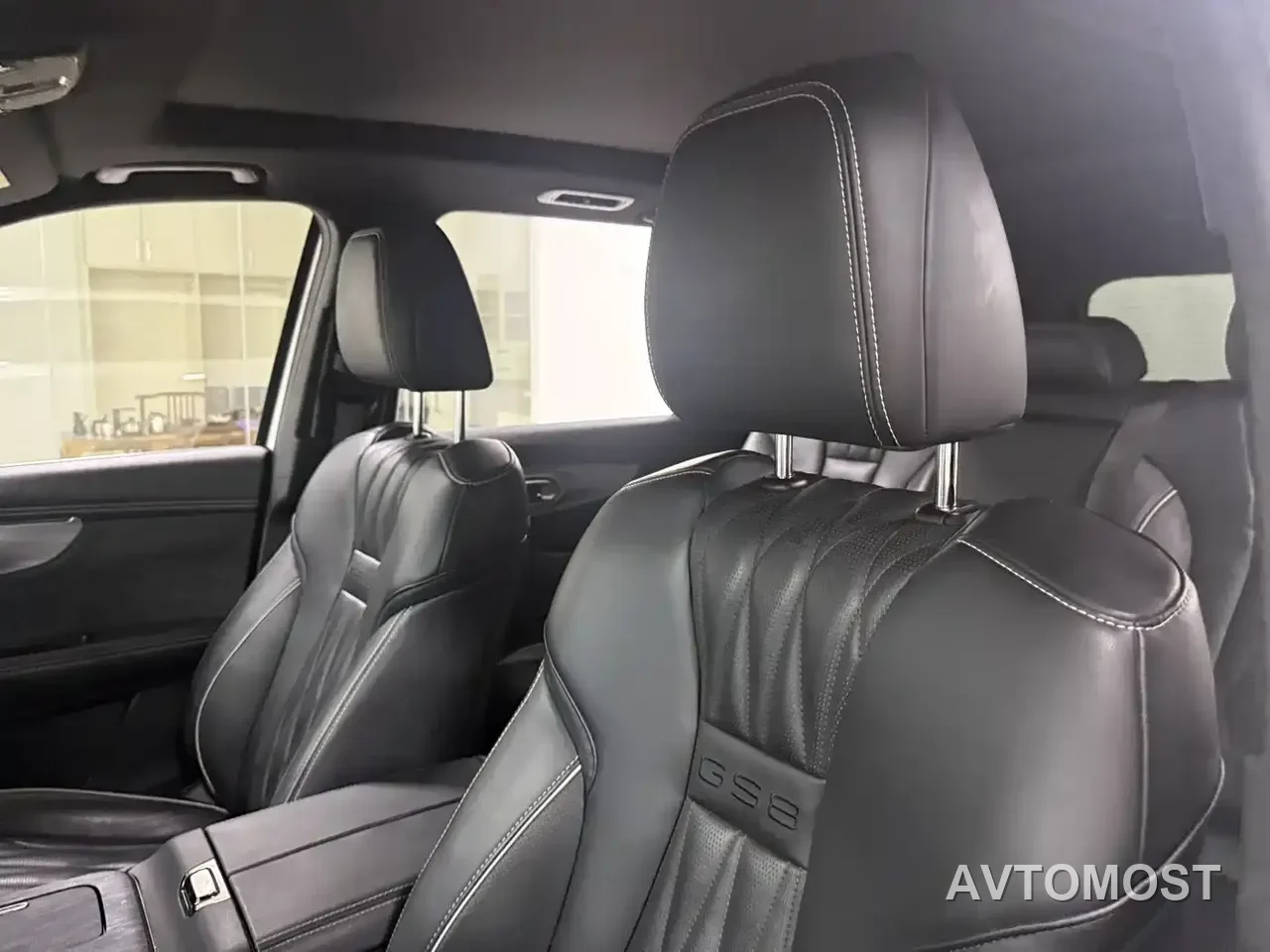 GAC Trumpchi GS8 2022 Dual Engine Series 2.0TM 2WD Premium Edition (7-Seater) — фото 17