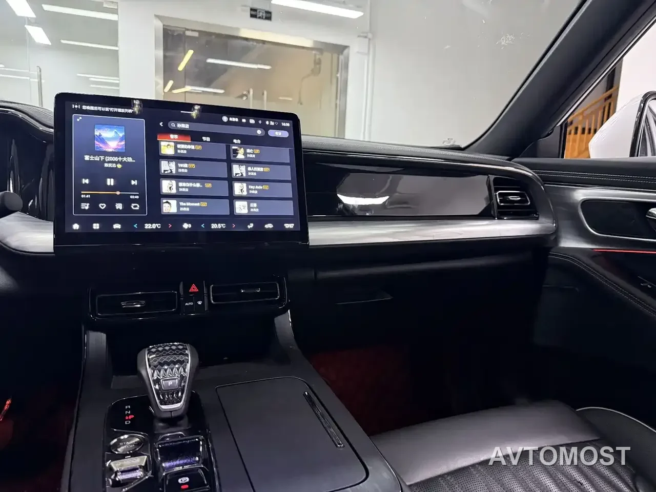 GAC Trumpchi GS8 2022 Dual Engine Series 2.0TM 2WD Premium Edition (7-Seater) — фото 14