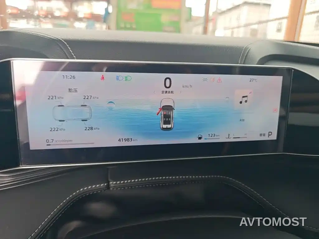 Geely Boyue 2023 Model Boyue COOL 1.5TD Smart+ — фото 12