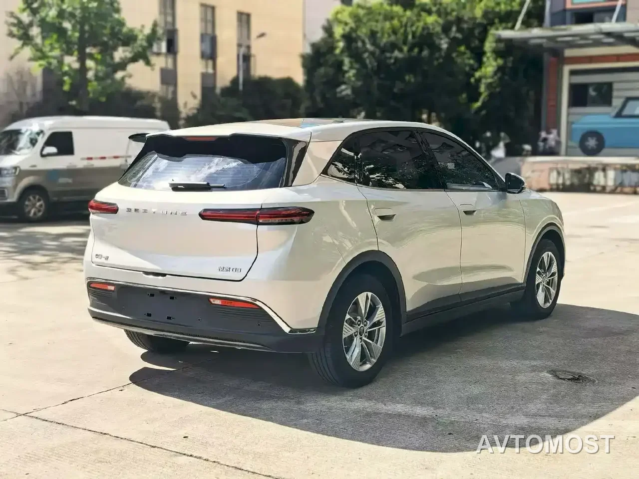 Besturn Yueyi 03 2025 Model 565km Enjoy Edition — фото 3
