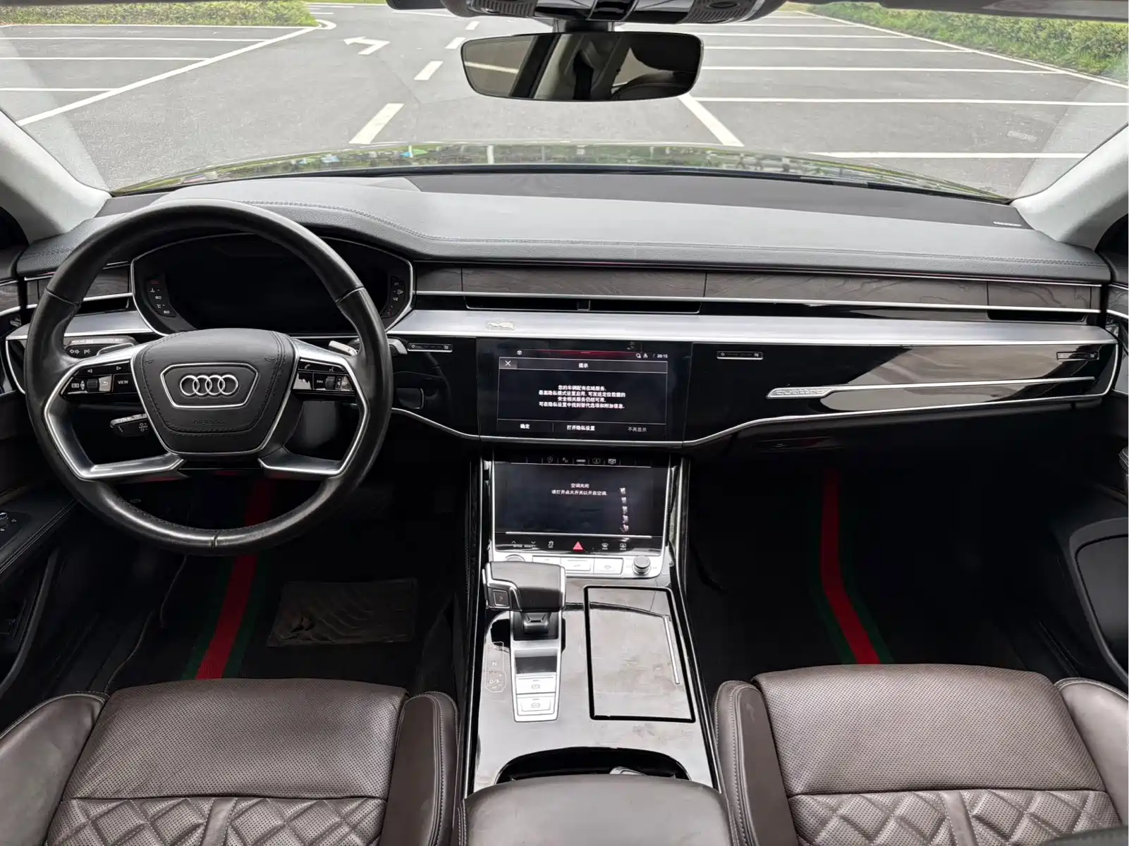 Audi A8 2023 A8L 50 TFSI quattro Exclusive — фото 13