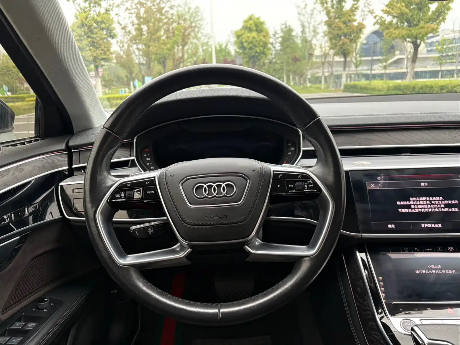 Audi A8 2023 A8L 50 TFSI quattro Exclusive — фото 14