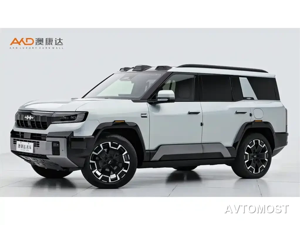 Fang Cheng Bao Leopard 8 2025 Zhiyong Flagship 7-Seater — фото 1
