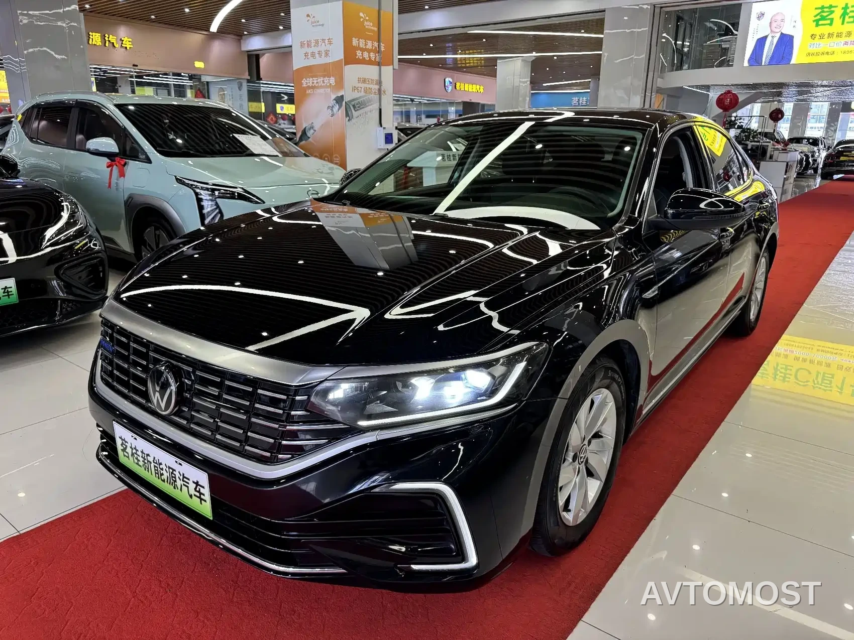 Volkswagen Passat New Energy 2022 430PHEV Hybrid Business Edition — фото 1
