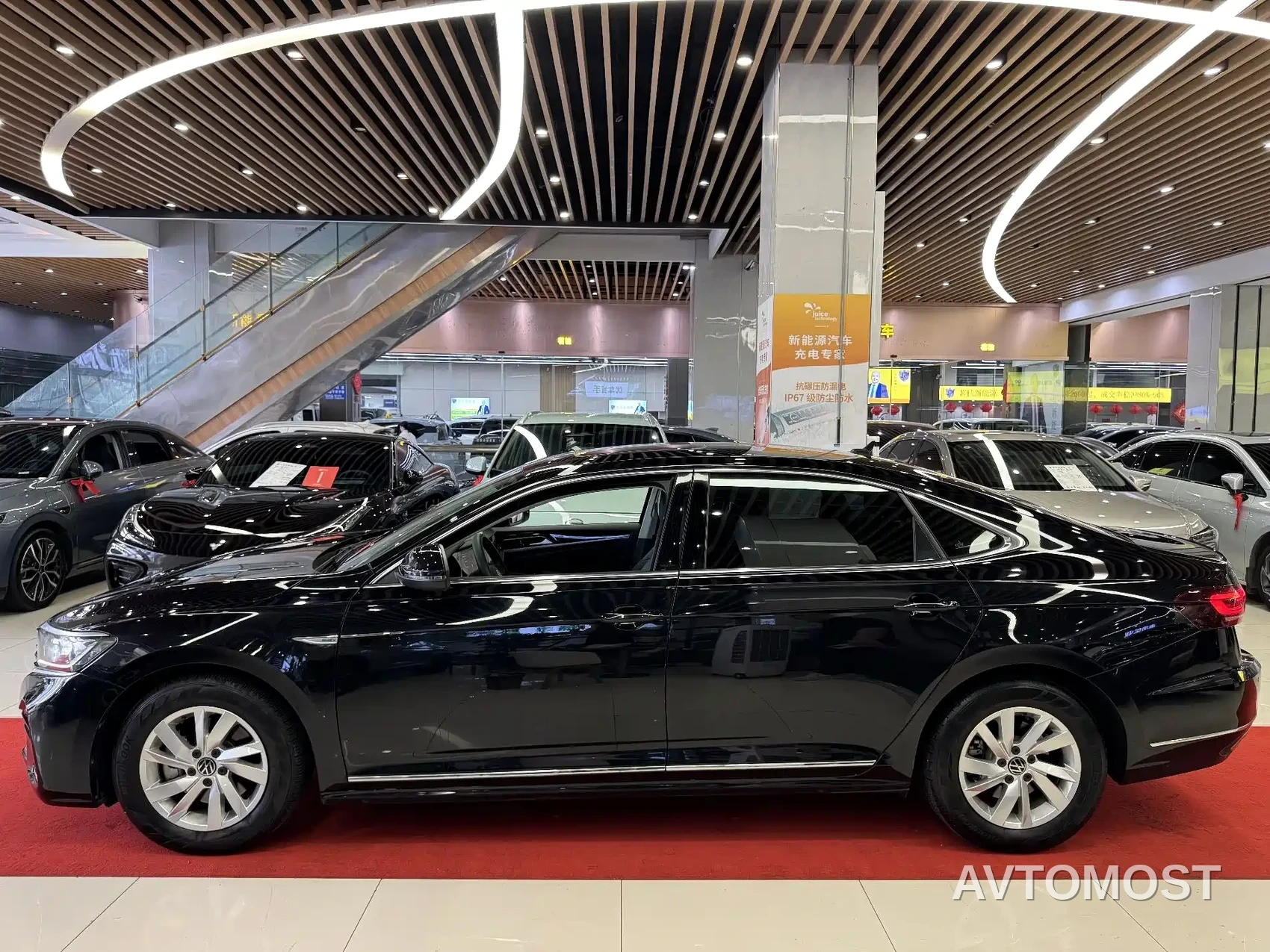 Volkswagen Passat New Energy 2022 430PHEV Hybrid Business Edition — фото 6
