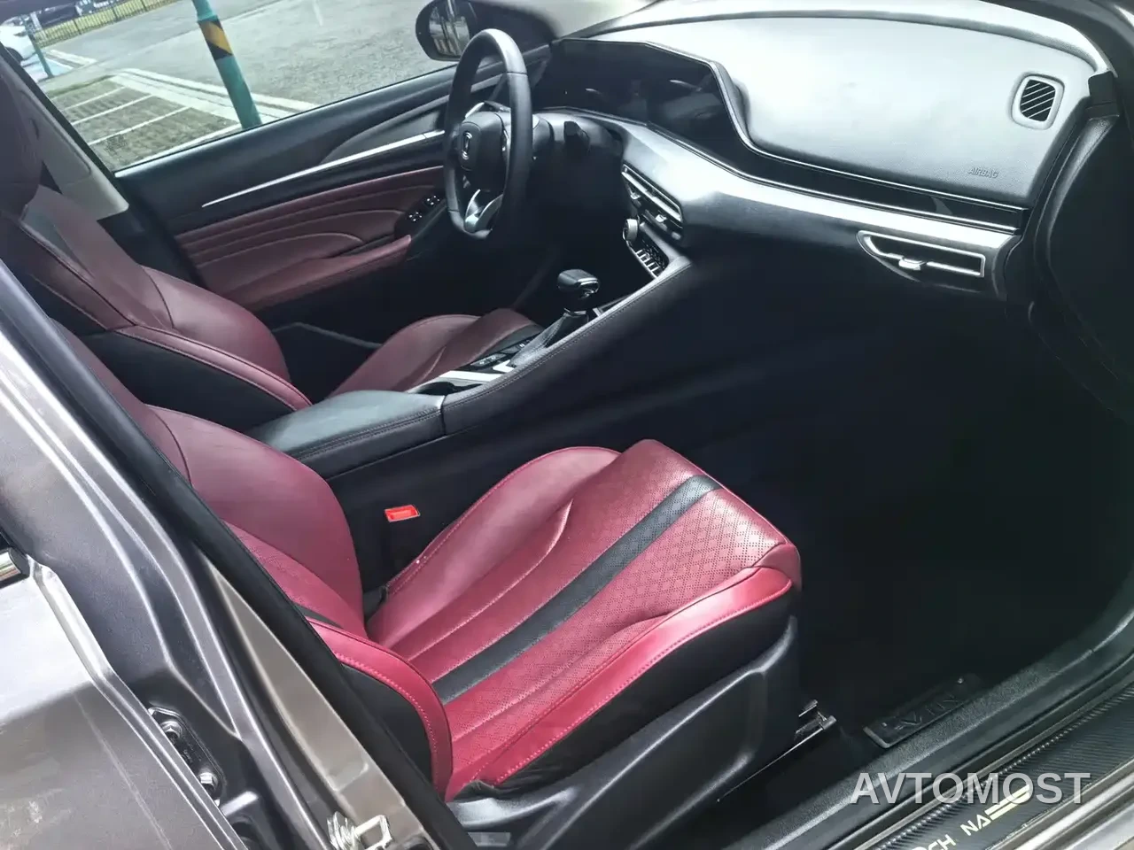 Changan Eado 2022 PLUS Blue Whale NE 1.4T GDI DCT Premium Edition — фото 11