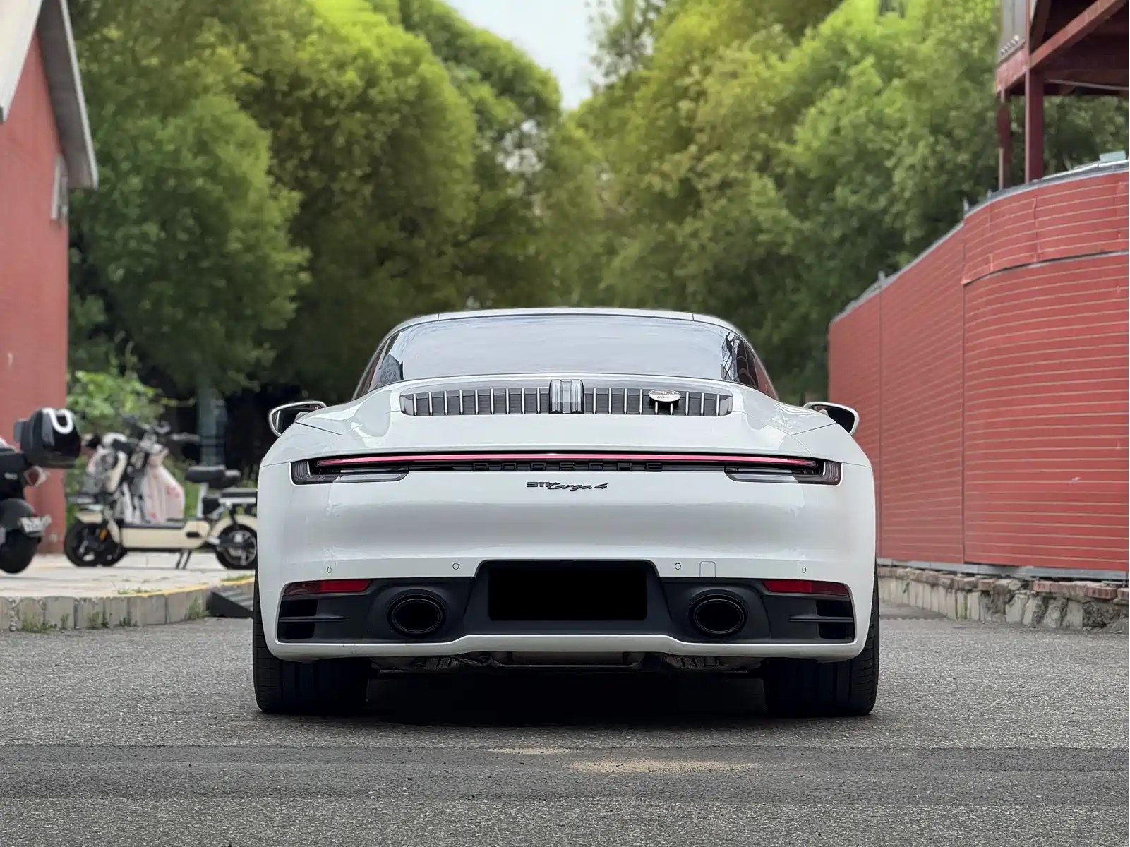 Porsche 911 2023 Targa 4 3.0T — фото 5