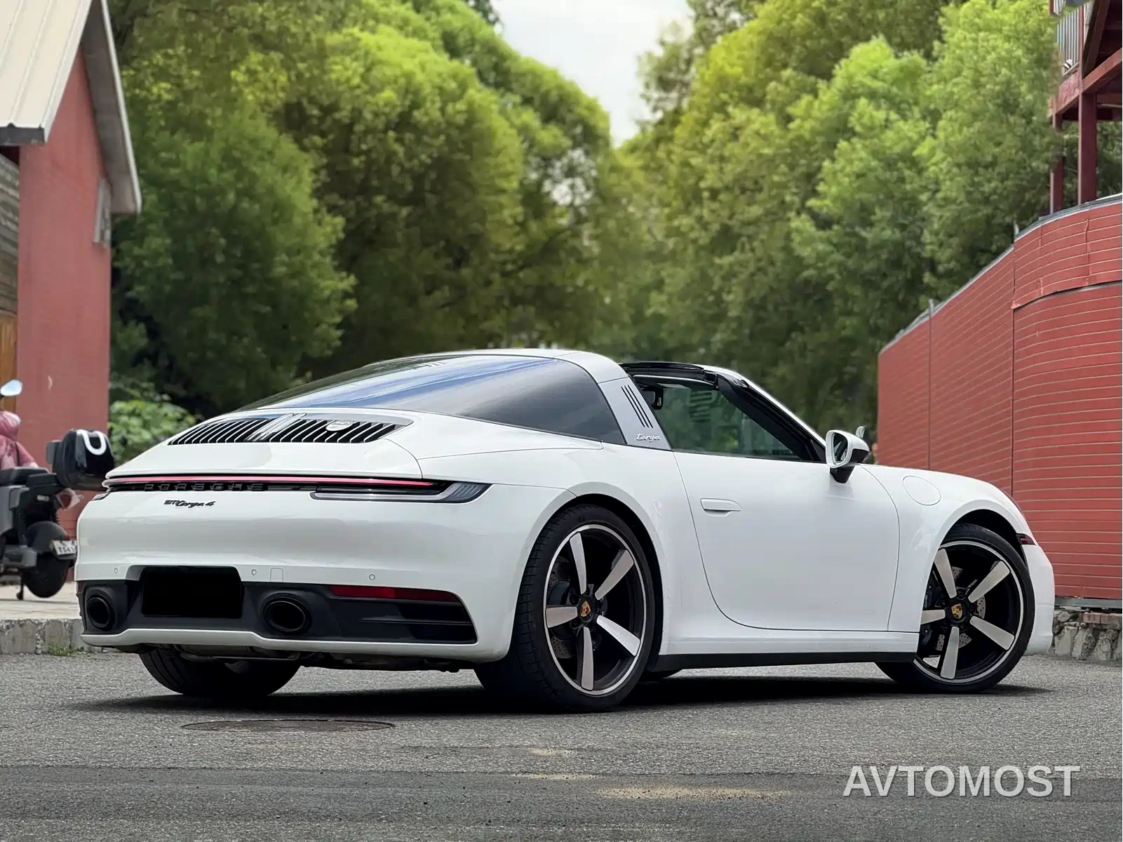 Porsche 911 2023 Targa 4 3.0T — фото 6