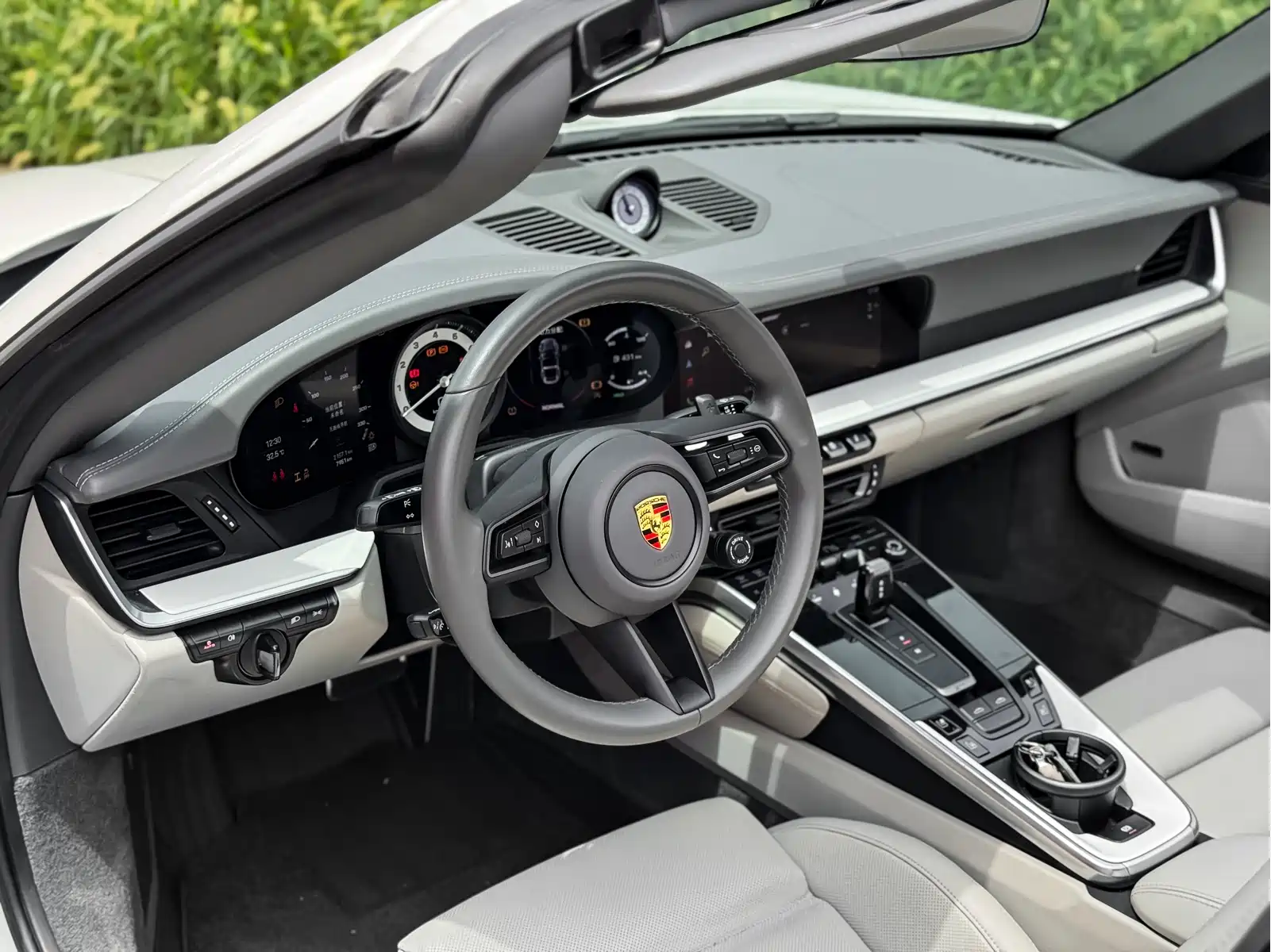 Porsche 911 2023 Targa 4 3.0T — фото 8