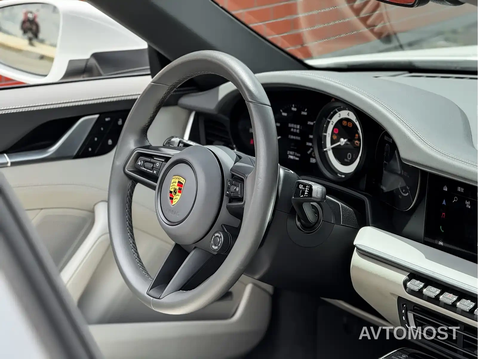 Porsche 911 2023 Targa 4 3.0T — фото 15