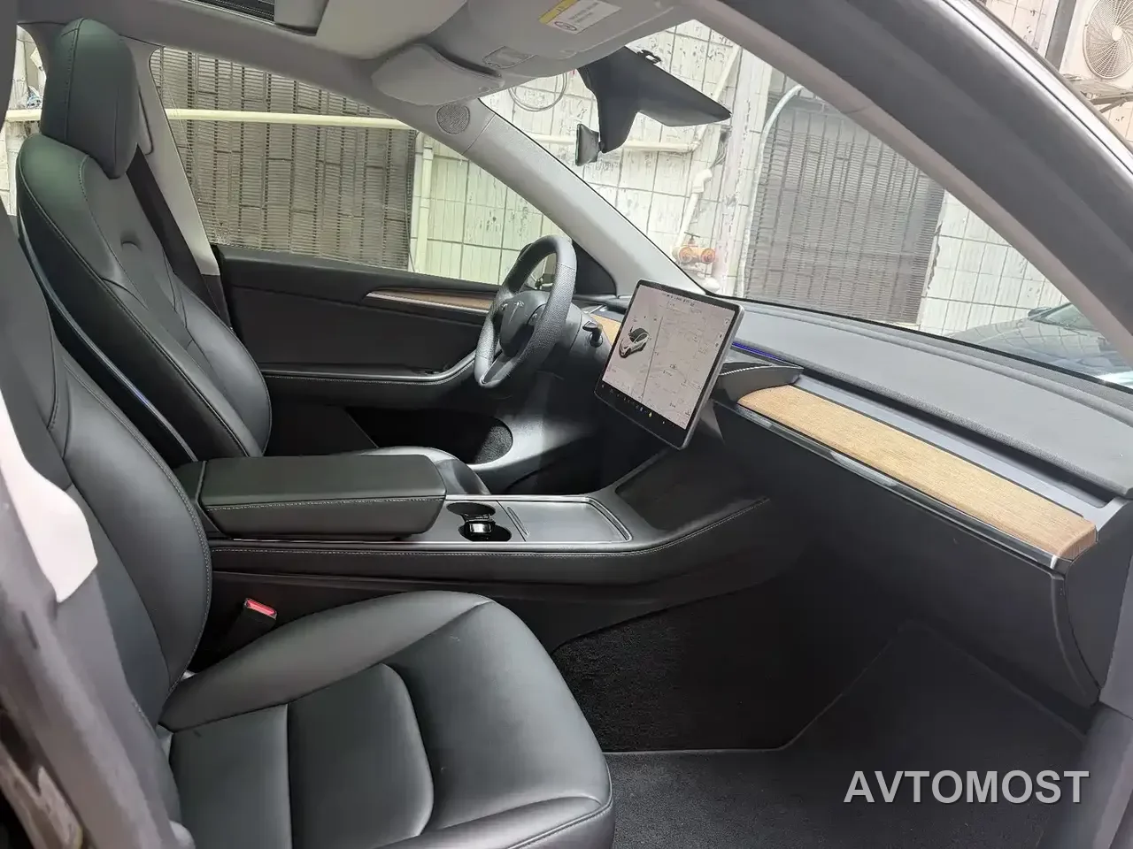 Tesla Model Y 2021 Model Long Range AWD — фото 5