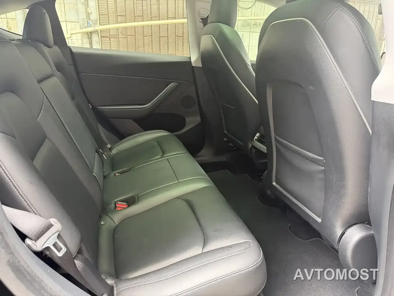 Tesla Model Y 2021 Model Long Range AWD — фото 6