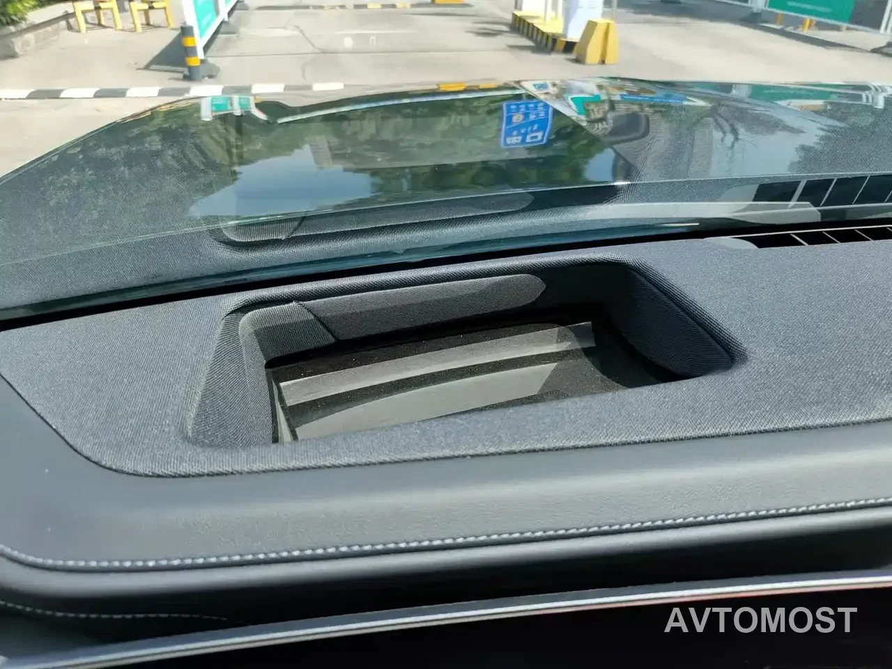 BMW i7 2023 eDrive50L Leading M Sport Package — фото 10