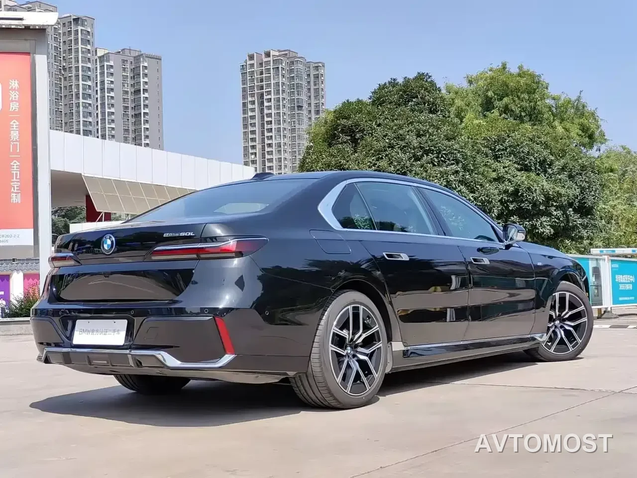 BMW i7 2023 eDrive50L Leading M Sport Package — фото 20