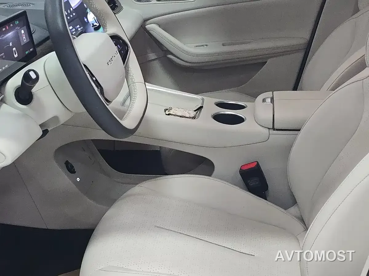 Dongfeng Fengxing Stellar S7 2024 555 Luxury Edition — фото 7