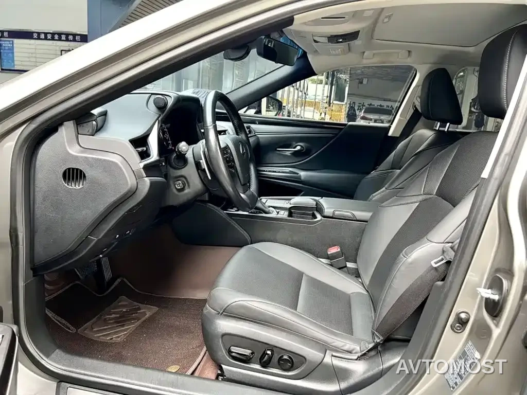 Lexus ES 2020 Model 300h Excellence Edition — фото 4