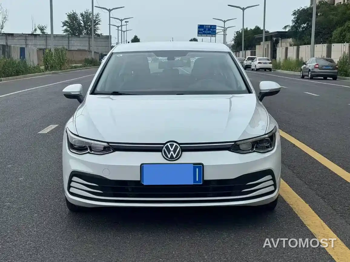 Volkswagen Golf 2023 200TSI DSG Pro — фото 2