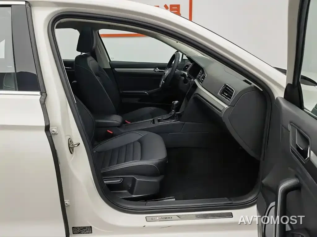 Volkswagen Lamando 2021 Facelift 280TSI DSG Comfort Edition — фото 20