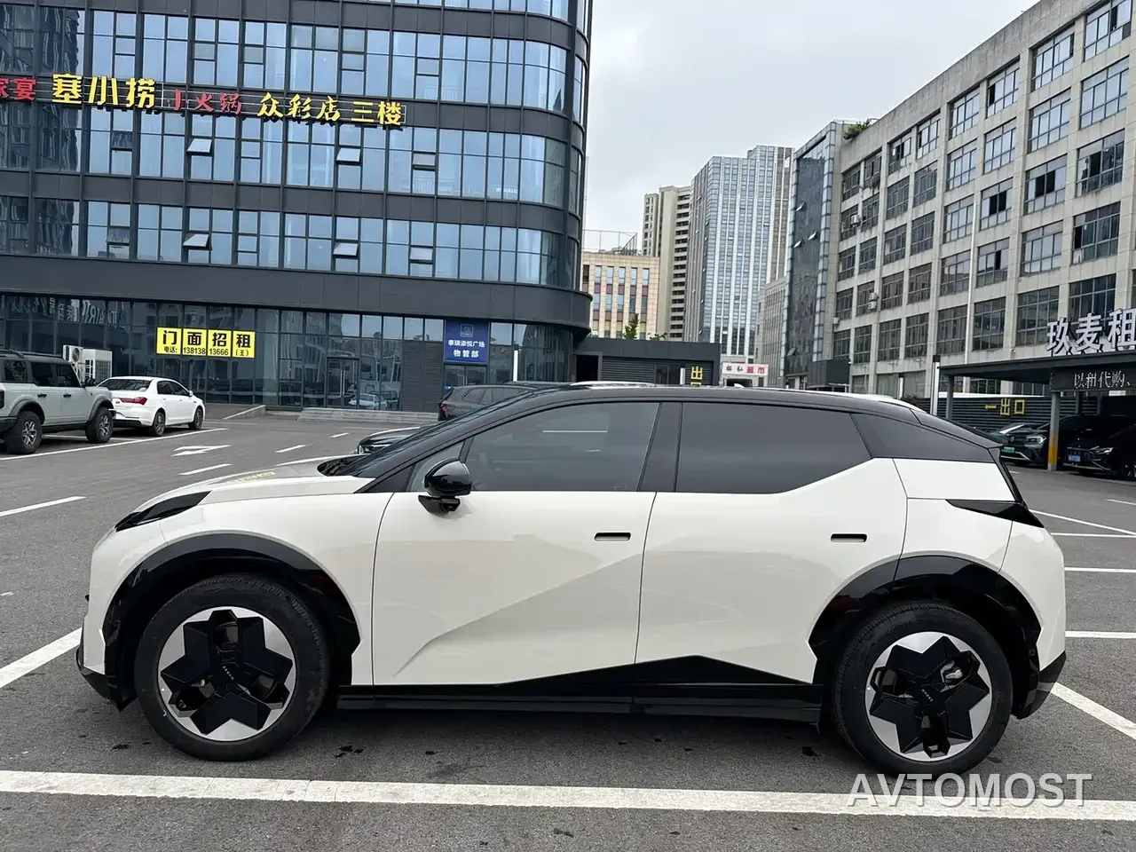 Zeekr X 2023 RWD ME Edition 5-seater — фото 4