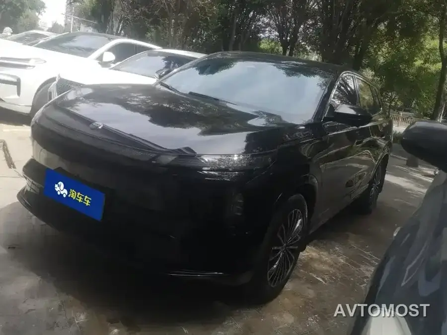 Dongfeng Aeolus L8 2025 Plug-in Hybrid