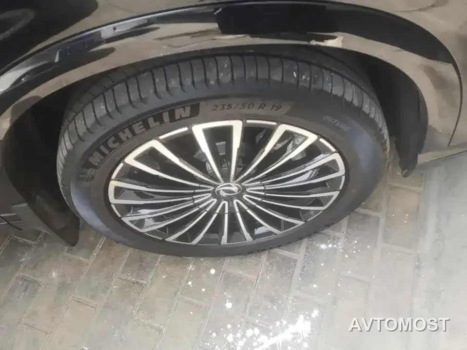 Dongfeng Aeolus L8 2025 Plug-in Hybrid — фото 9