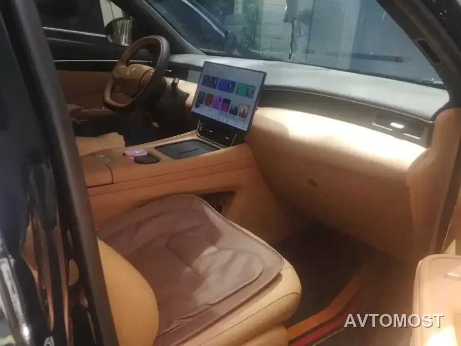 Dongfeng Aeolus L8 2025 Plug-in Hybrid — фото 10
