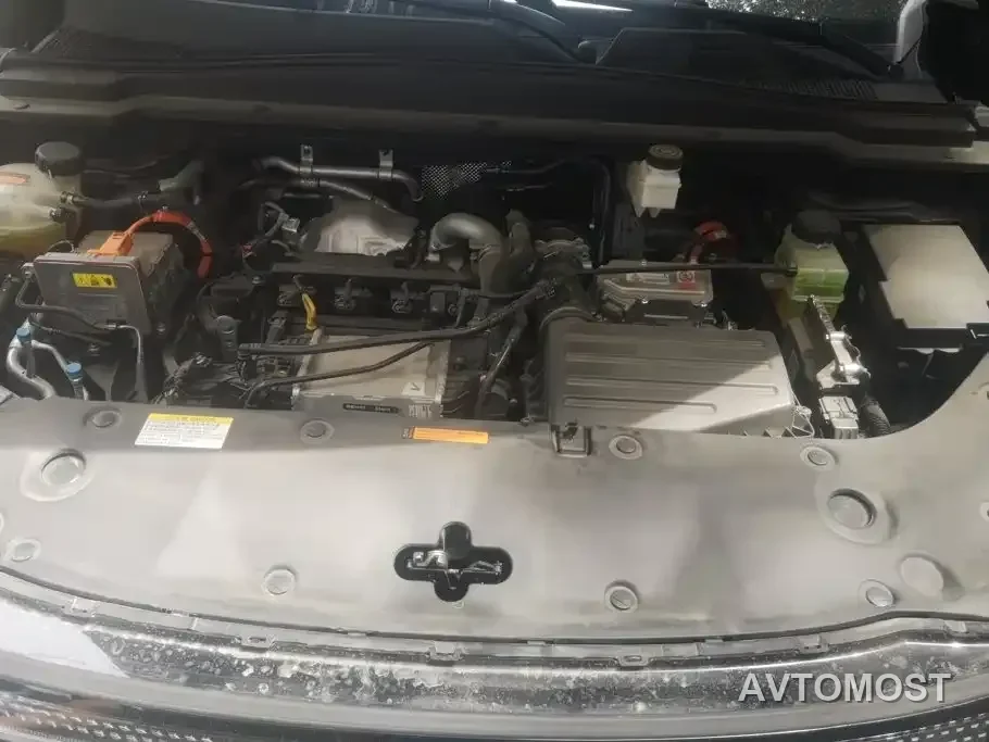 Dongfeng Aeolus L8 2025 Plug-in Hybrid — фото 6