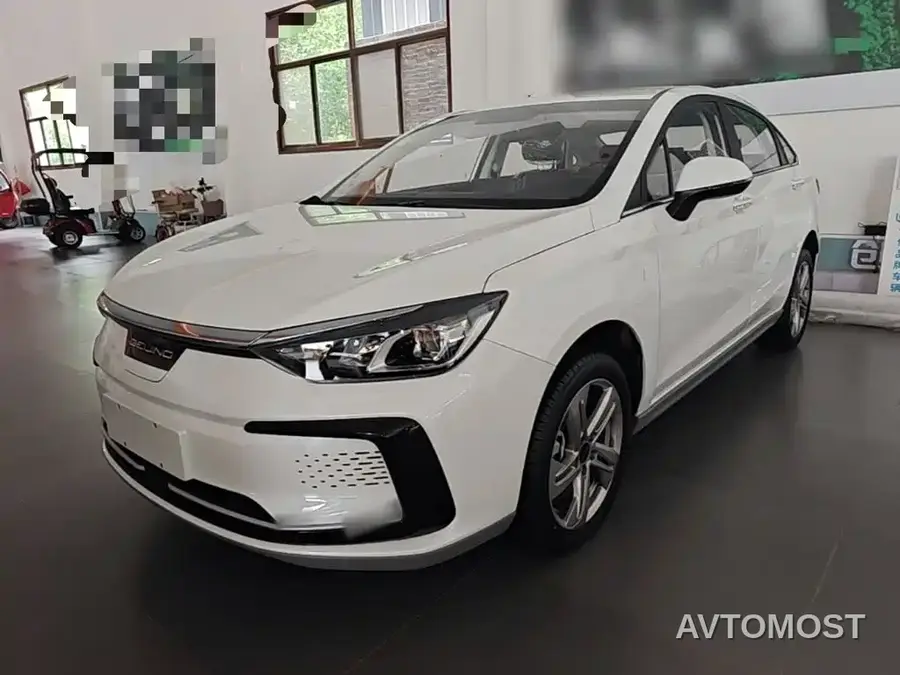 BAIC Beijing EU5 2025 Hongtu Standard Edition