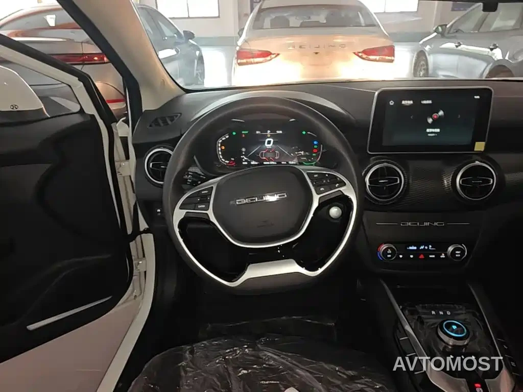 BAIC Beijing EU5 2025 Hongtu Standard Edition — фото 10
