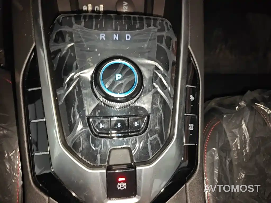 BAIC Beijing EU5 2025 Hongtu Standard Edition — фото 13