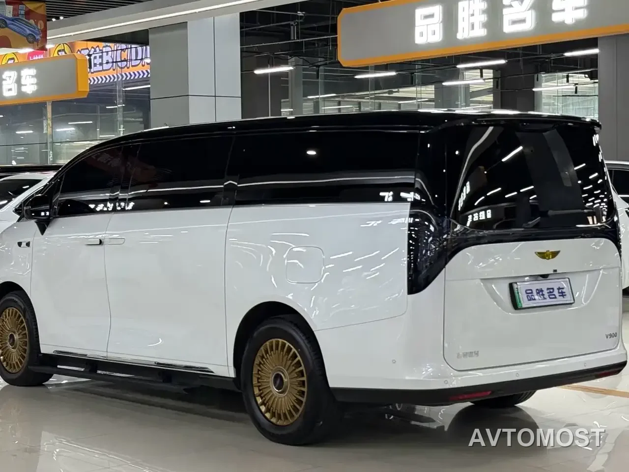Geely Galaxy V900 2026 Model Base Version 8-Seater — фото 3