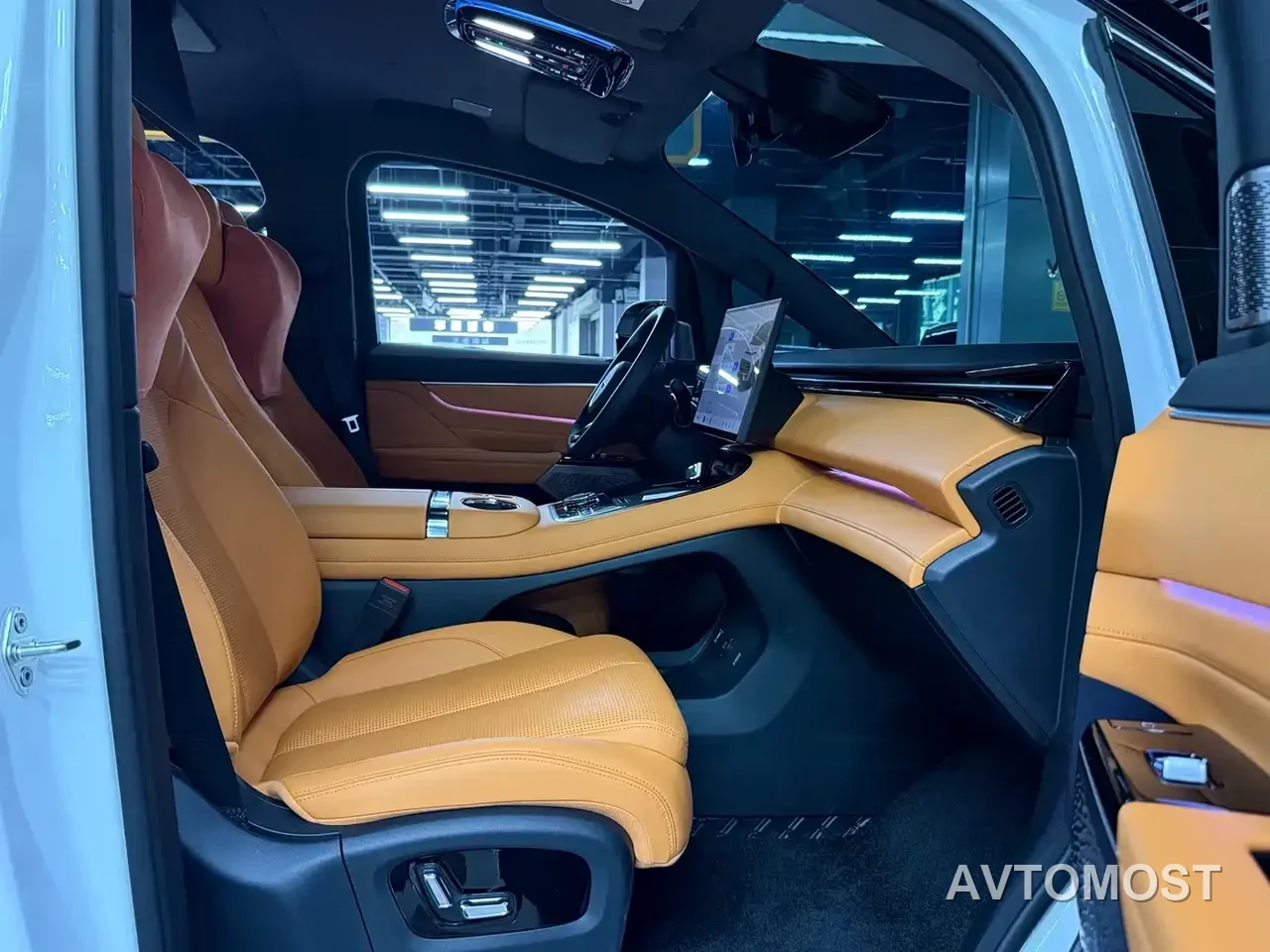 Geely Galaxy V900 2026 Model Base Version 8-Seater — фото 17