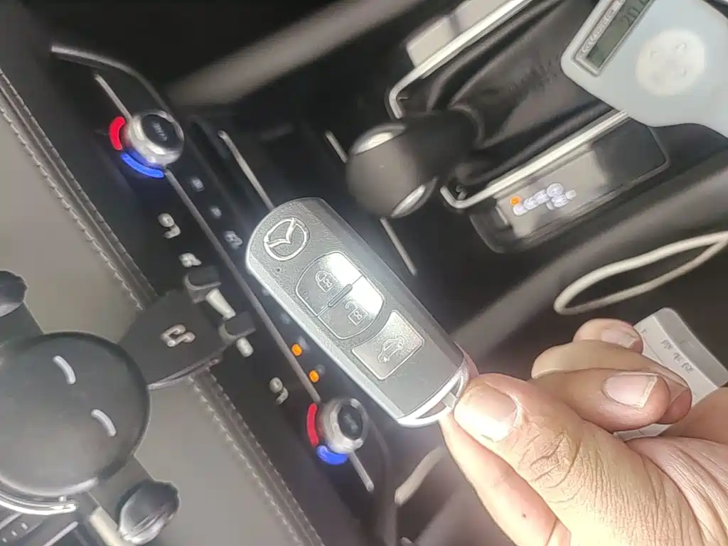 Mazda Atenza 2020 2.0L Skyactiv Luxury — фото 9