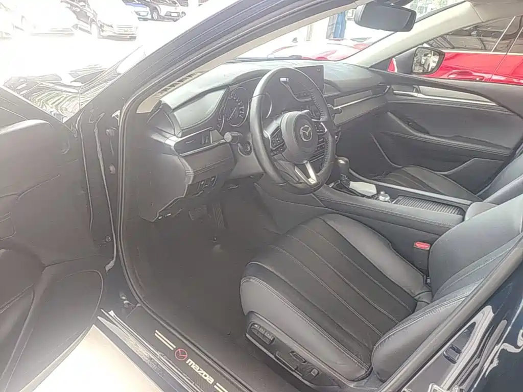 Mazda Atenza 2020 2.0L Skyactiv Luxury — фото 16
