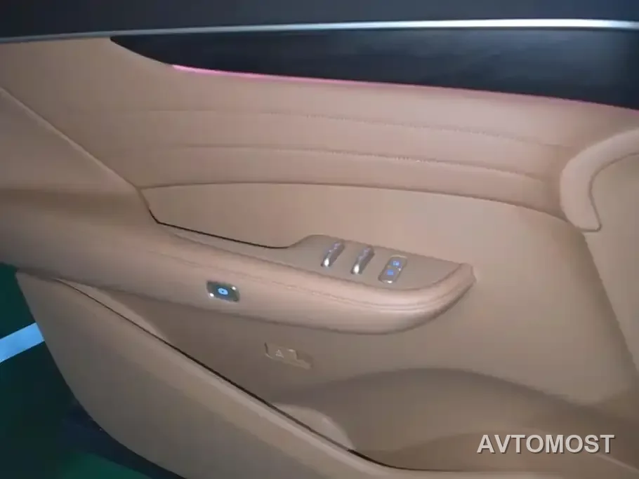 Dongfeng Aeolus L8 2025 Plug-in Hybrid — фото 6
