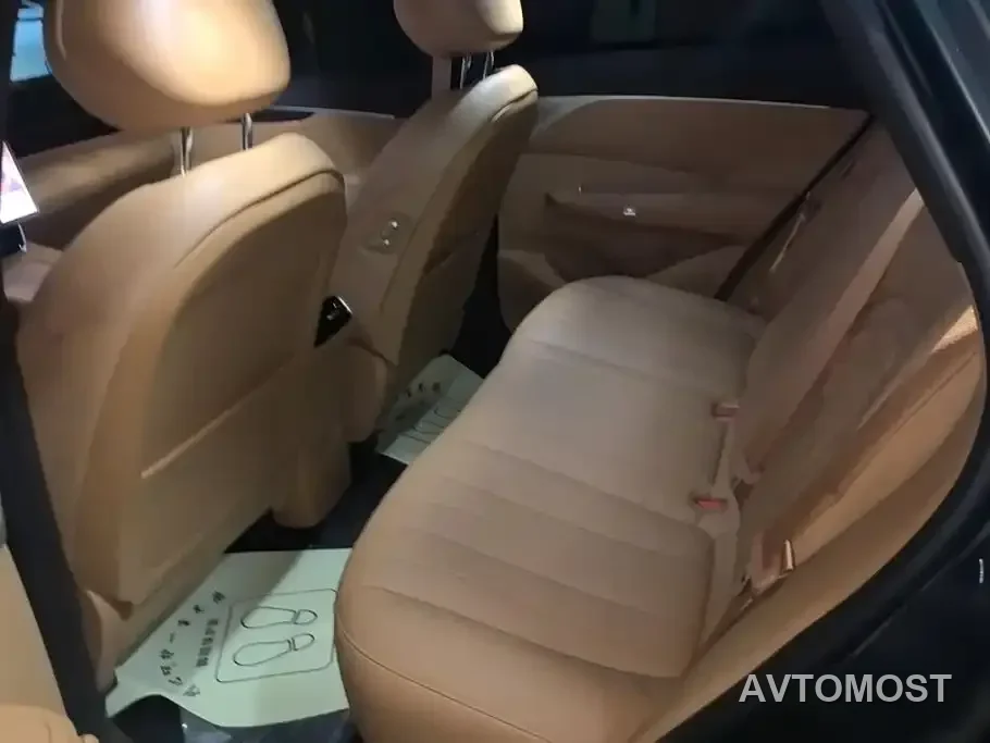 Dongfeng Aeolus L8 2025 Plug-in Hybrid — фото 10