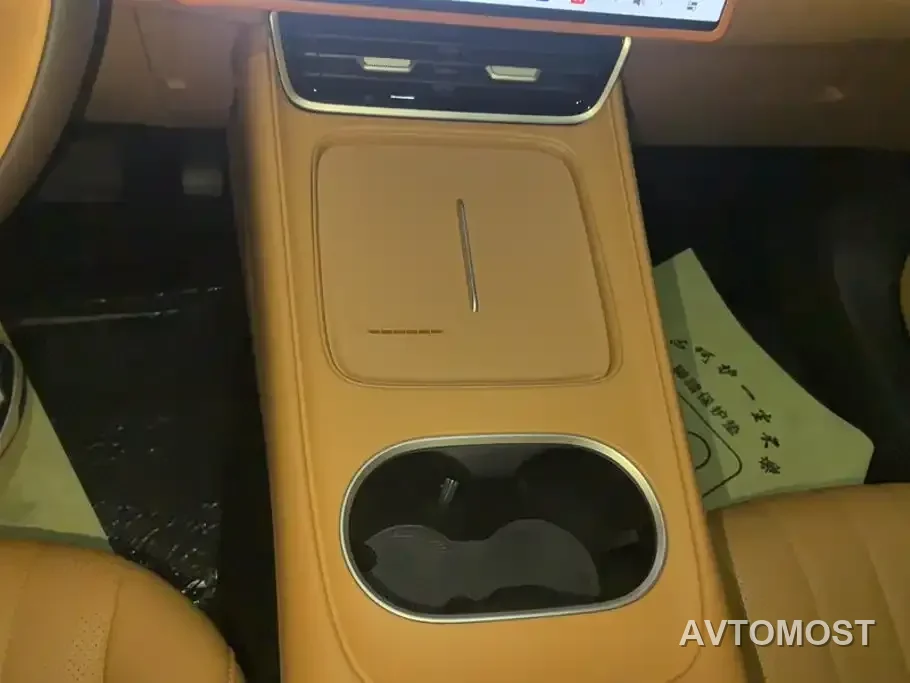 Dongfeng Aeolus L8 2025 Plug-in Hybrid — фото 15