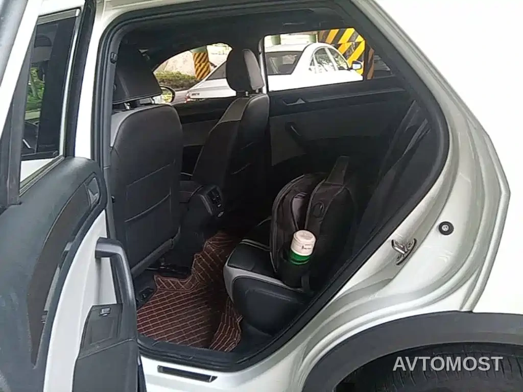 Volkswagen T-ROC 2023 300TSI DSG 2WD Dawn Edition — фото 14