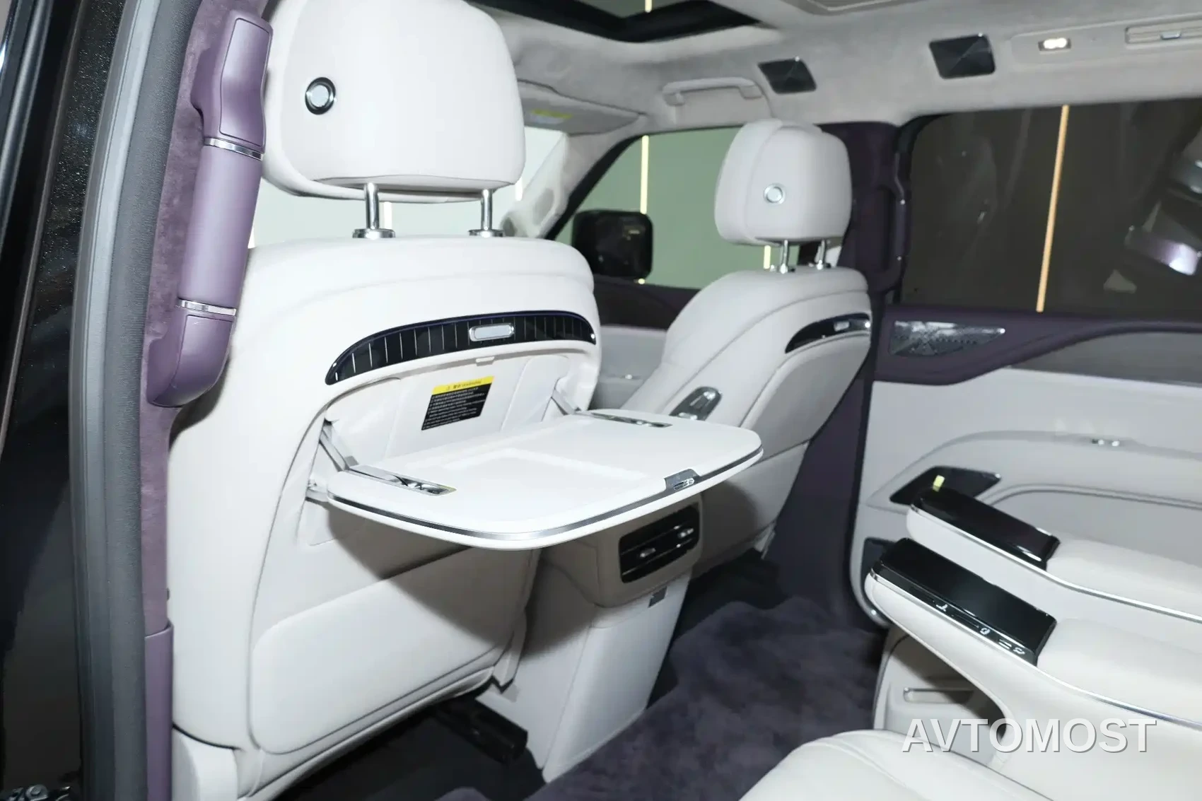 Yangwang U8 L 2025 U8L Base Model — фото 18