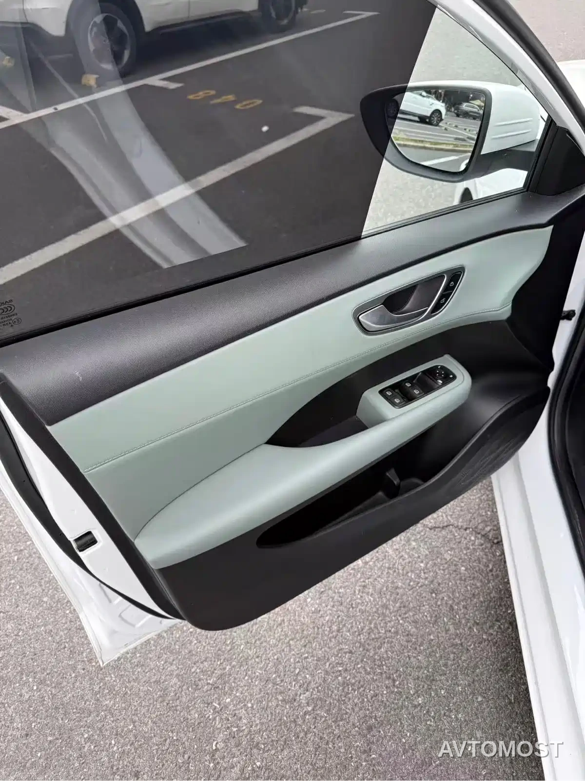 Roewe D6 2025 Model 450km Premium Edition — фото 6
