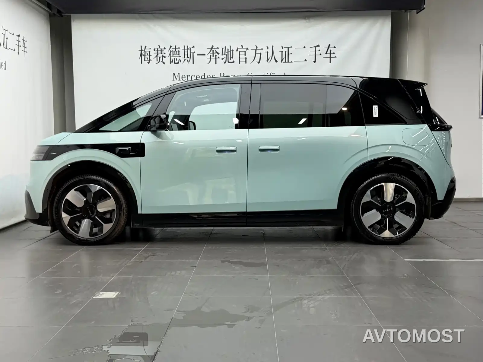 Zeekr MIX 2025 Smart Driving Edition — фото 2