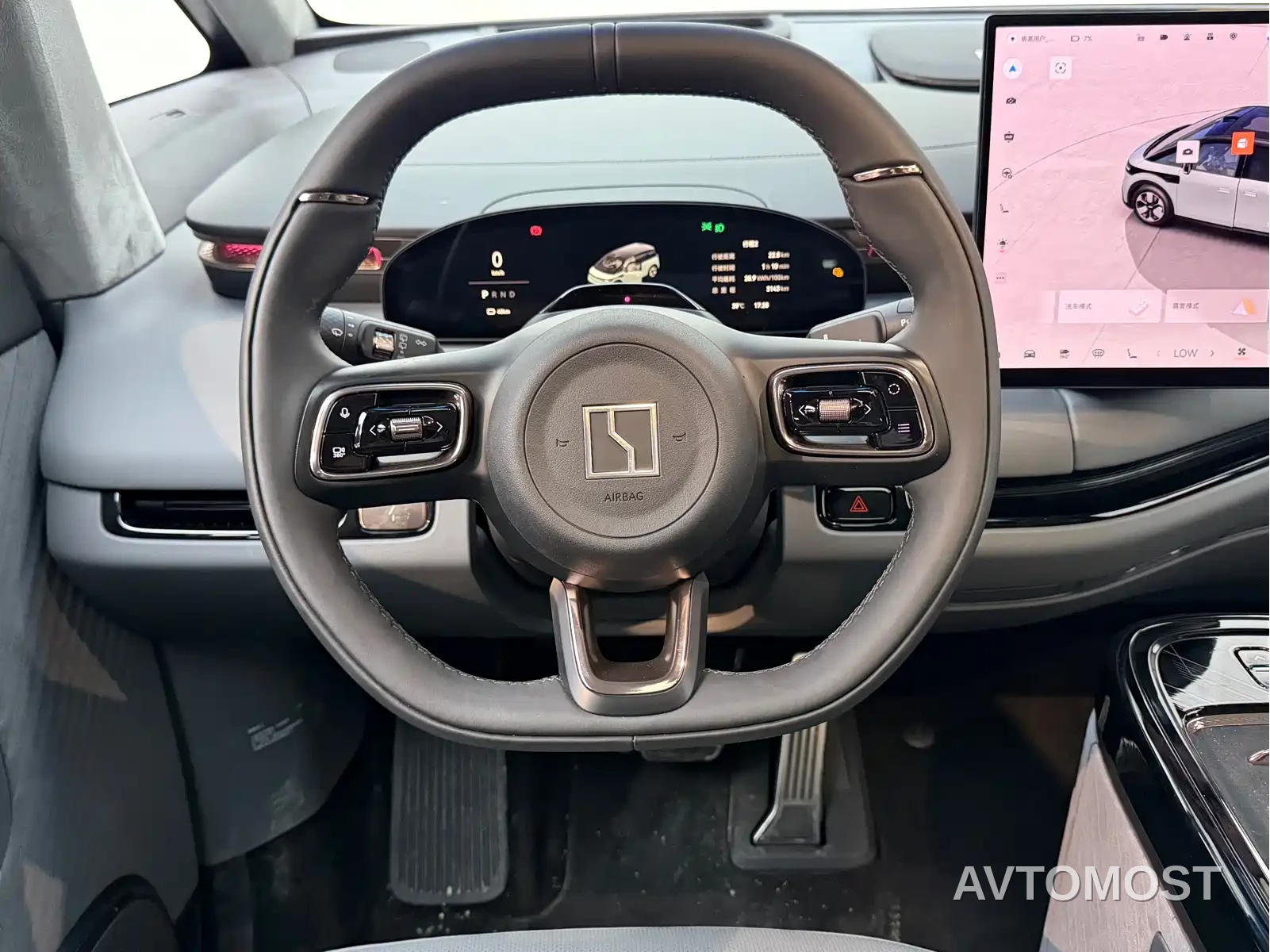 Zeekr MIX 2025 Smart Driving Edition — фото 8