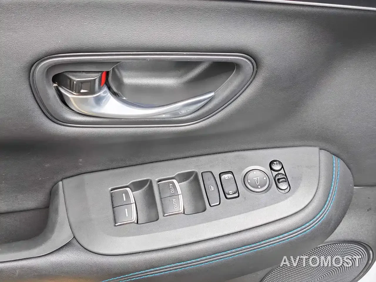 Honda HR-V 2023 2.0L e:HEV Dynamic Smart Edition — фото 12