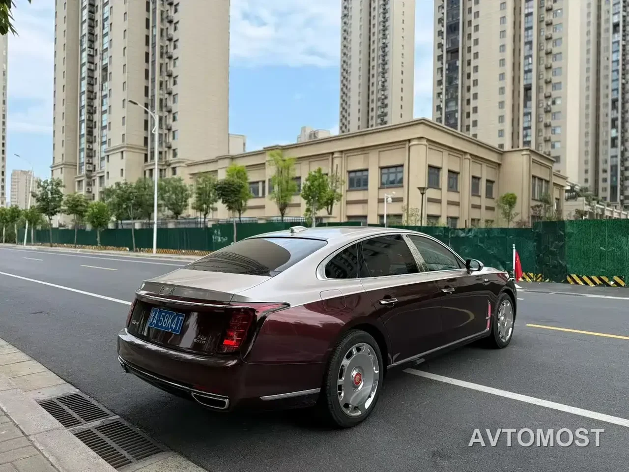 Hongqi H9 2025 2.0T 2WD Qixiang Luxury Business Edition 5-seater — фото 2