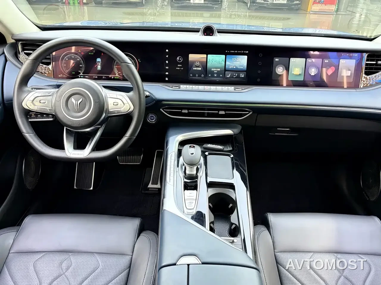 VOYAH FREE 2021 AWD Standard Range Extender Exclusive Luxury Package — фото 4